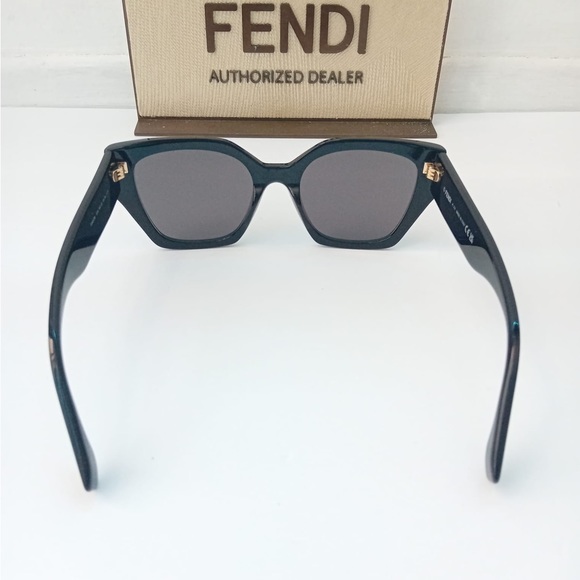 Fendi Smoke Cat Eye Ladies Sunglasses FE40070I 01A - Picture 4 of 9